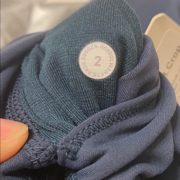 size 2 Wunder Train High Rise Crop Submarine - Picture 7 of 7